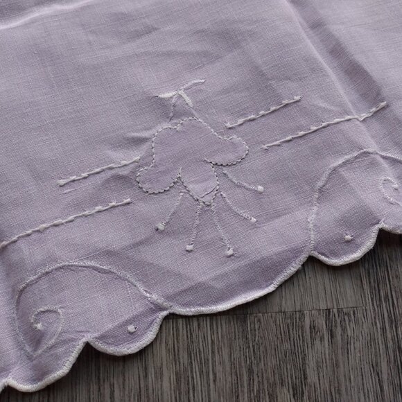 Vintage Mauve Tea Towel Napkin Fuchsia Flower Applique Light Pale Purple - Picture 10 of 13